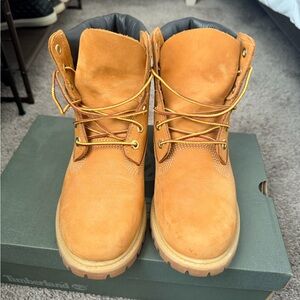 Timberland Women’s Size 8 Boots - Like new